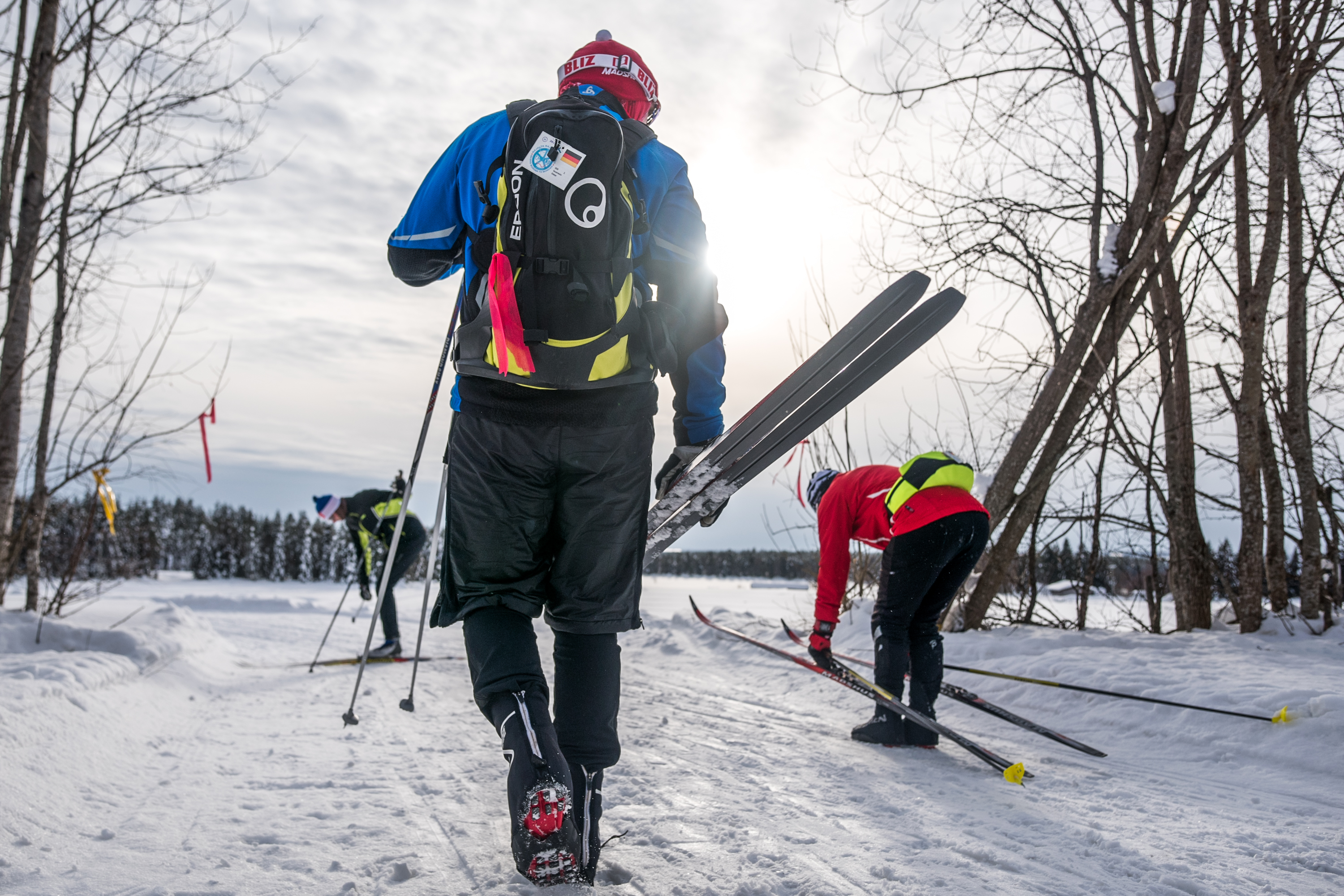 Rajalta rajalle luistaa – pakkasessa liikkeelle: vain yksi sauvarikko