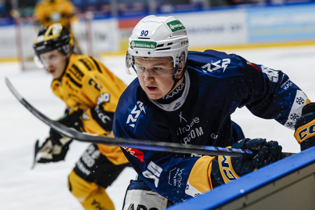RoKin Tuomas Turpan tehot lauantain Kiekko-Espoo-ottelussa olivat maali ja maalisyöttö.