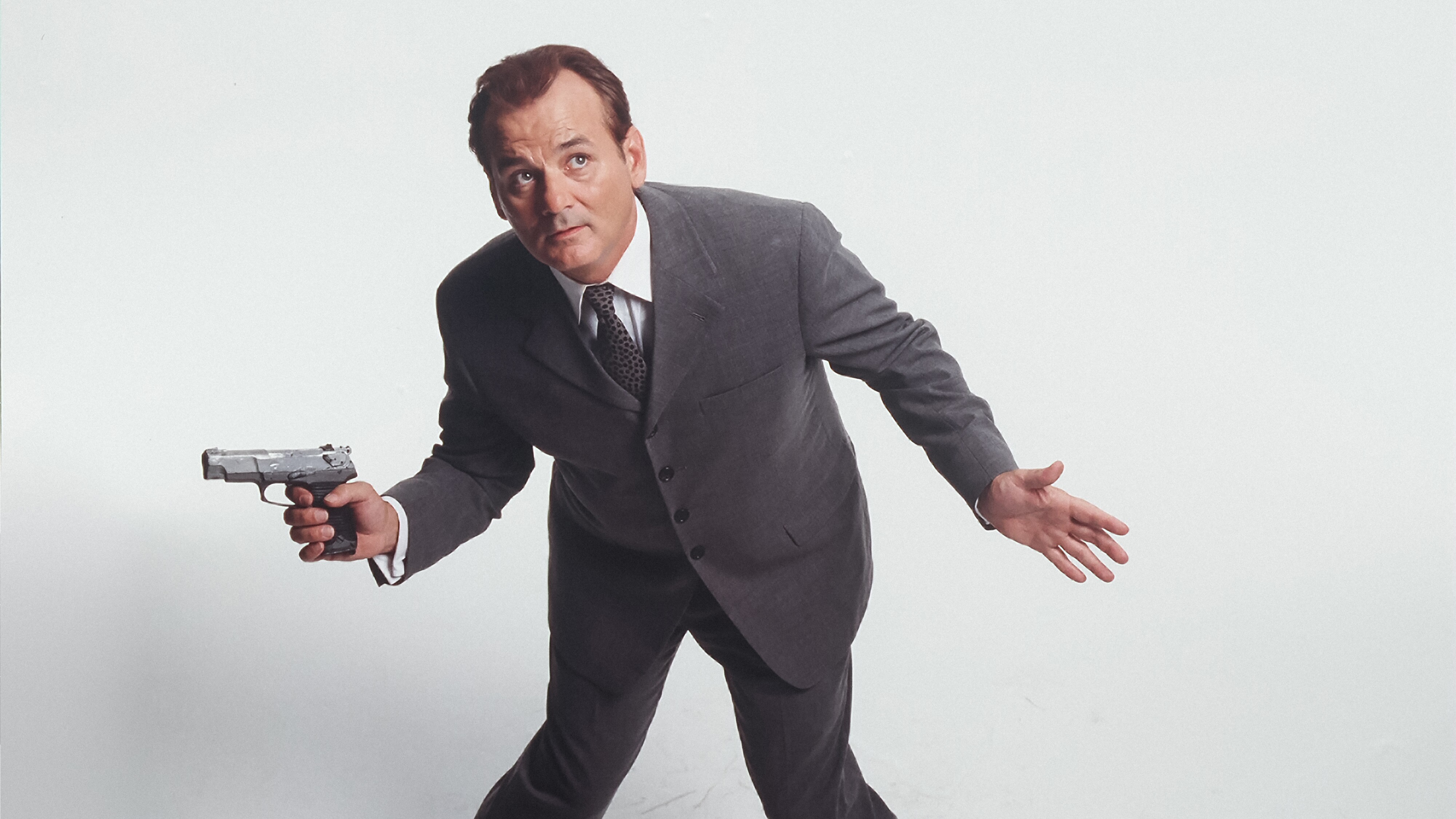 Agenttikomediassa Mies joka luuli liikaa amerikkalaismiestä (Bill Murray) luullaan vakoilijaksi.