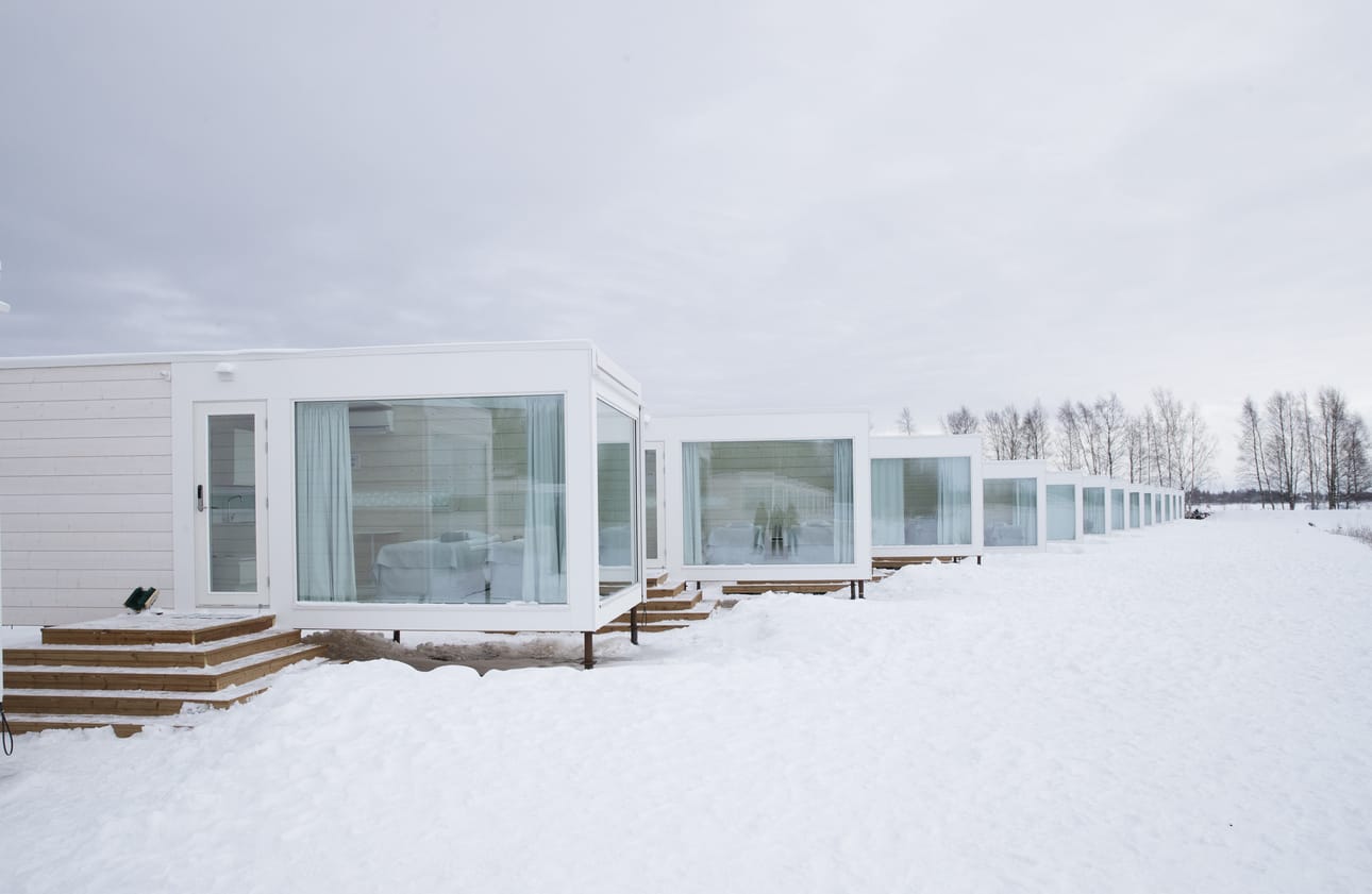 Kemin Lumilinnan Seaside Glass Villat palkittiin.