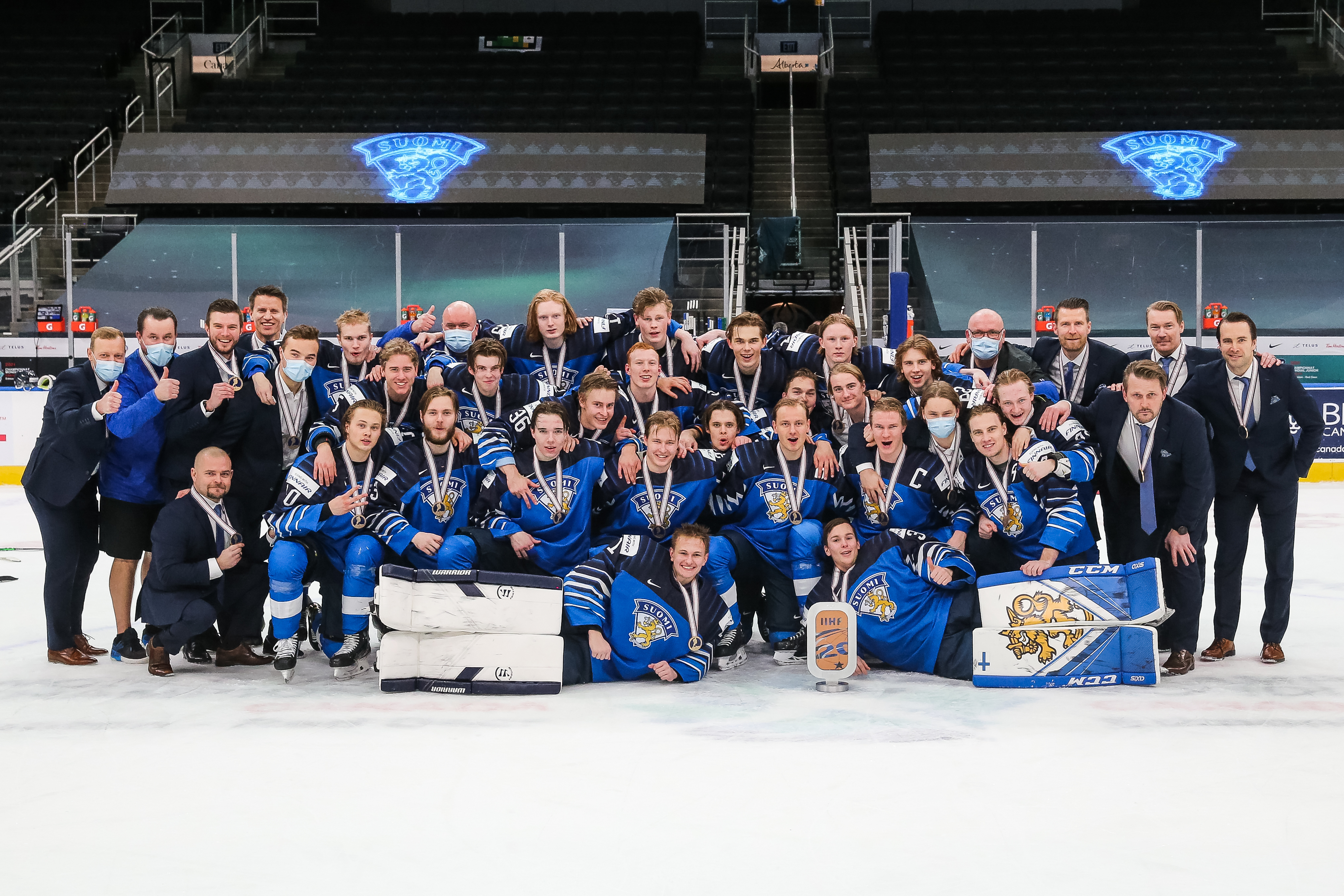 Nuoret Leijonat pelasi unohtumattoman lopun yli neljän vuoden matkalleen – kapteeni Anton Lundell johdatti Suomen MM-pronssille ja keräsi ylistyssanoja