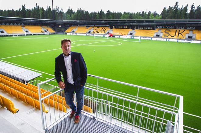 SJK:n pääomistajan Raimo Sarajärven yhtiöt antoivat SJK:lle lainoja anteeksi. Arkistokuva.