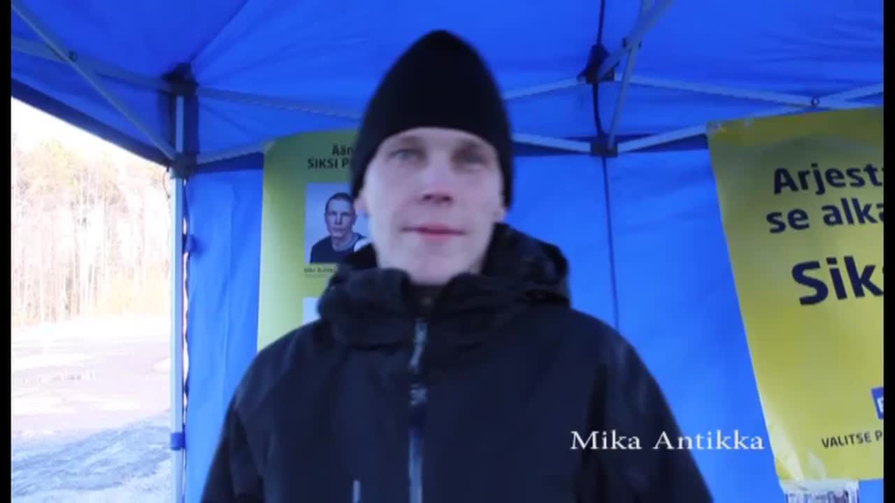 Uimahalli on hyvä uudistus, seuraavaksi urheilukenttä kuntoon.