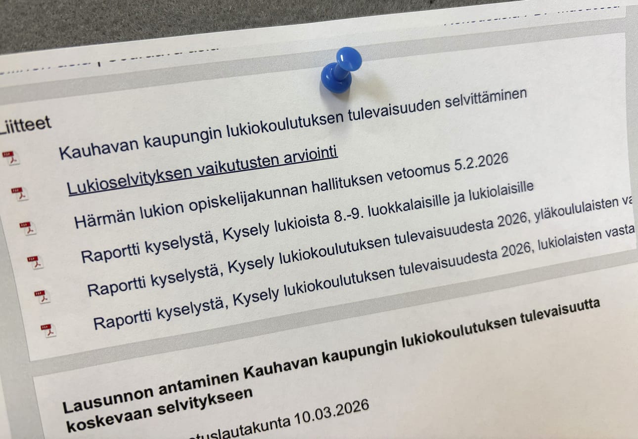 Mannerheimin Lastensuojeluliiton paikallisyhdistysten edustajat pyytävät päättäjiä hylkäämään esityksen Härmän lukion lakkauttamisesta vuonna 2027.