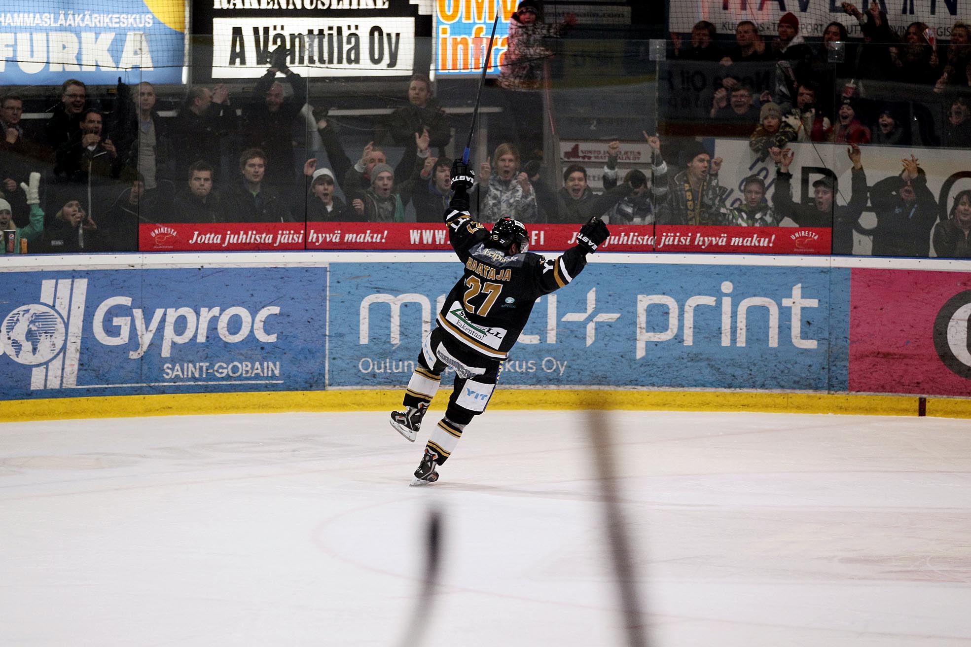 Maestron jäähyväiset –  SM-liigan historian paras ylivoimamaalien tekijä Juha-Pekka Haataja, 37, päättää uransa: ”Jos juniorina olisi sanottu, että tällainen ura tulee, sitä ei olisi uskonut kukaan”