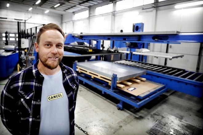 Markkinointijohtaja Jaakko Piri kertoi elokuussa, että yritys on suunnitellut laajentamista viitisen vuotta. Lapualla laajentumista hidasti hallinto-oikeuteen tehty valitus Alangon asemakaavasta. ARKISTOKUVA: JOUKO HÄNNINEN