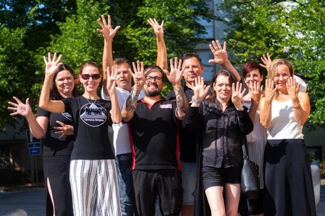 G9 – Epic Emotions -esityksessä ovat mukana muun muassa Sari Leinola, Sanna-Liisa Kinkkala, Kristian Tiihonen, Matti Seppänen, Petri Hägen, Tarja Huntus, Tiia Hägen ja Miia Tiihonen. Kuva: Yannika Rönnqvist