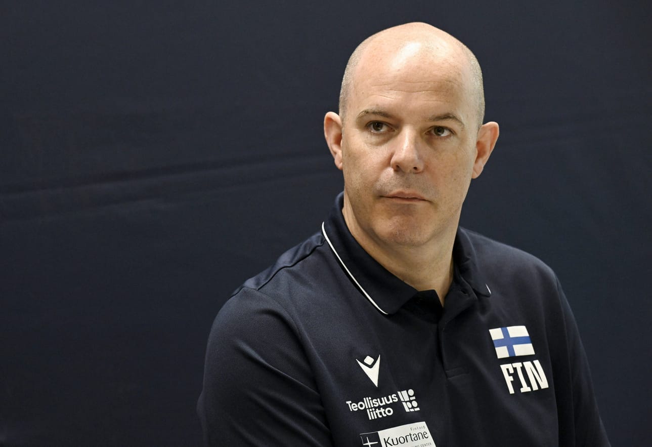 Joel Banks on luotsannut miesten maajoukkuetta vuodesta 2019 lähtien. LEHTIKUVA / MARKKU ULANDER