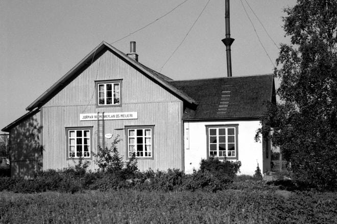 Muun muassa Niemenkylässä toimi pitkään oma meijeri. Kuva vuodelta 1960. KUVAT: KALERVO PUSKALA