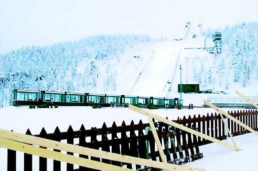 Tärkeysjärjestykseen. Kuusamo joutuu laittamaan tulevat investoinnit tärkeysjärjestykseen. Rukan stadionin parantaminen jatkuu, sillä edellisvuosien rakentamispäätökset viedään loppuun.
