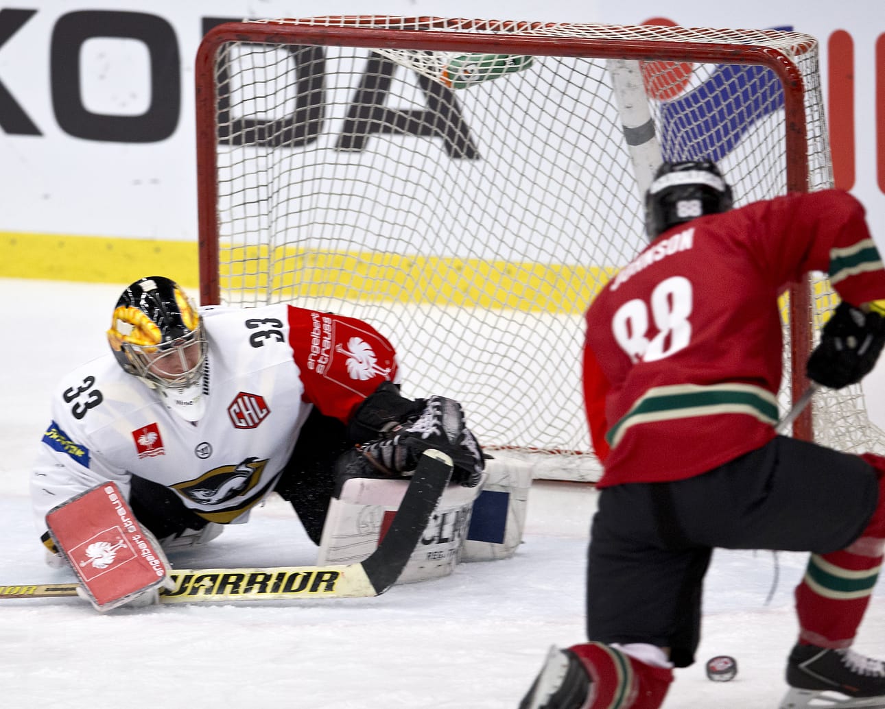 Frölunda latoi kiekon neljä kertaa kärppämaaliin tiistai-iltana.