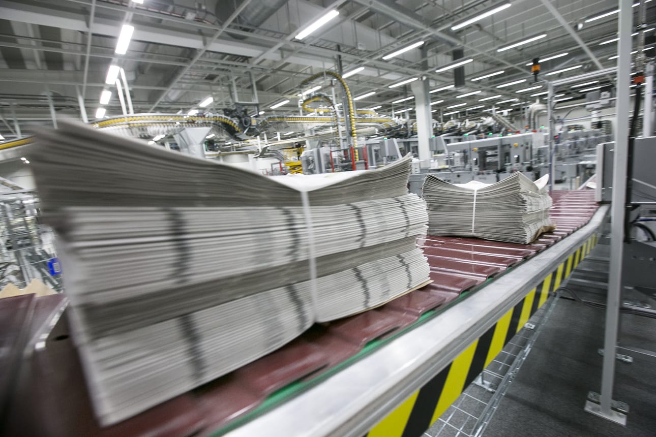 Monet painotalot hiljenevät viikonloppuisin, kun lehdet luopuvat sunnuntain paperiversioista.