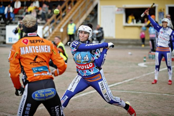 Virkiän Janette Lepistö rikkoi keskiviikkona 600 lyödyn juoksun rajan. Arkistokuva: Tomi Kosonen