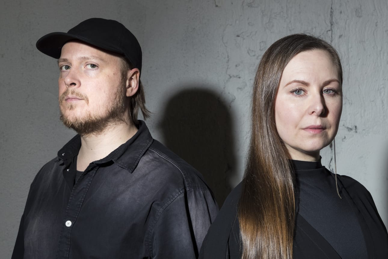 Hylätyt tilat, flamenco ja elektroninen musiikki käyvät vuoropuhelua teoksessa Triálogo. Oulussa ja Oulaisissa esitettävän teoksen tekijät ovat muusikko Josu Mämmi ja flamencotaiteilija Anna Murtola.