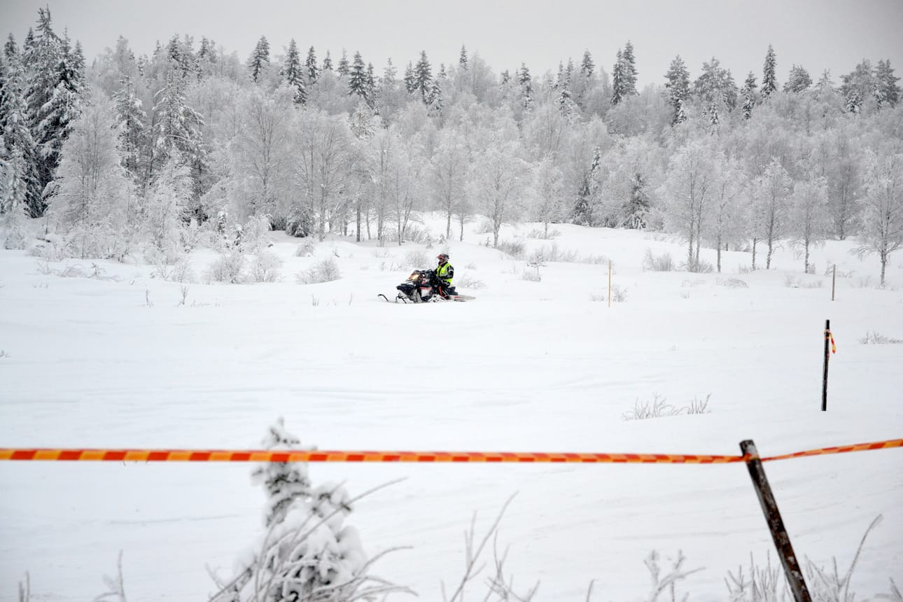 Mottorikelkkailu on äänekäs harrastus, jota monet matkailijat ovat myös vailla.