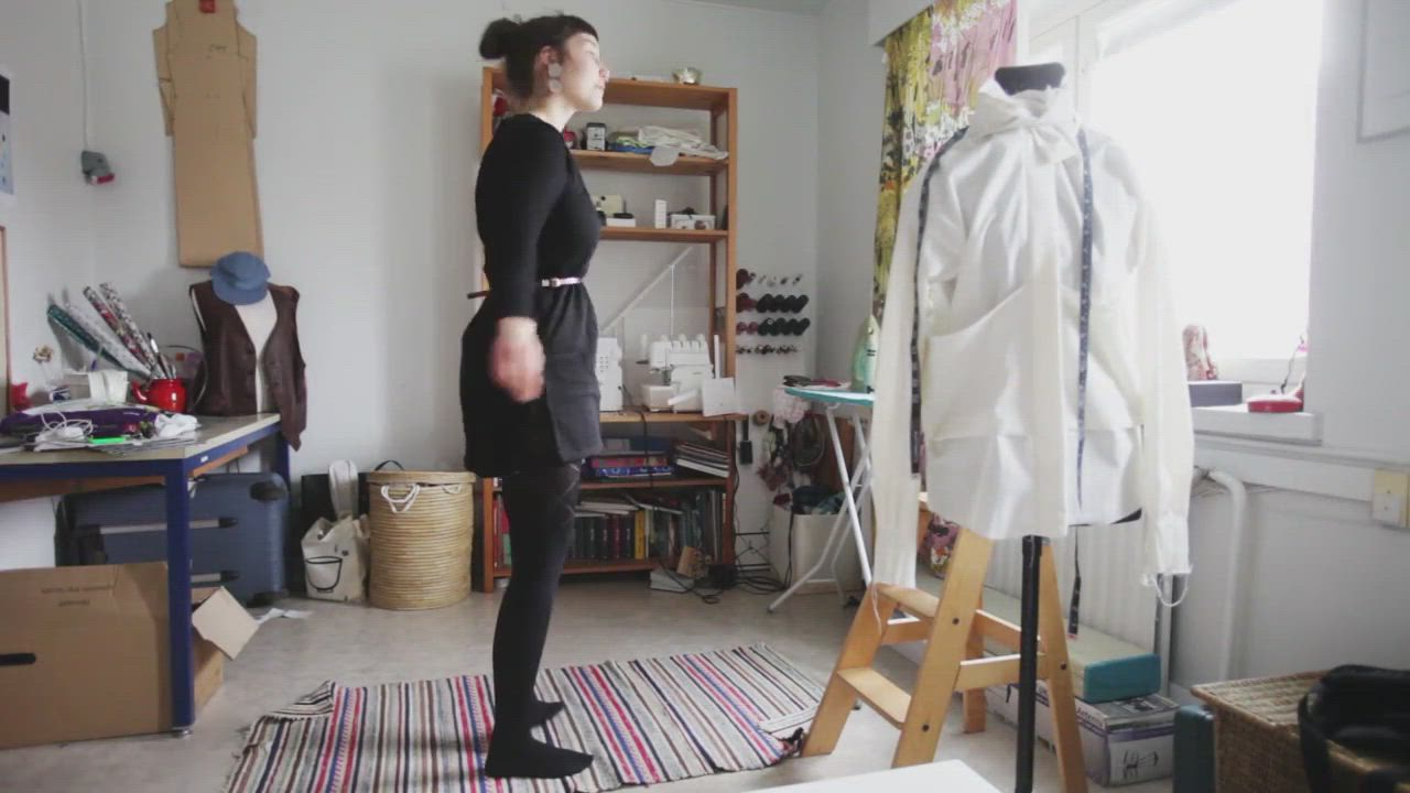 Laura Rusanen pitää samaa mekkoa 365 päivää