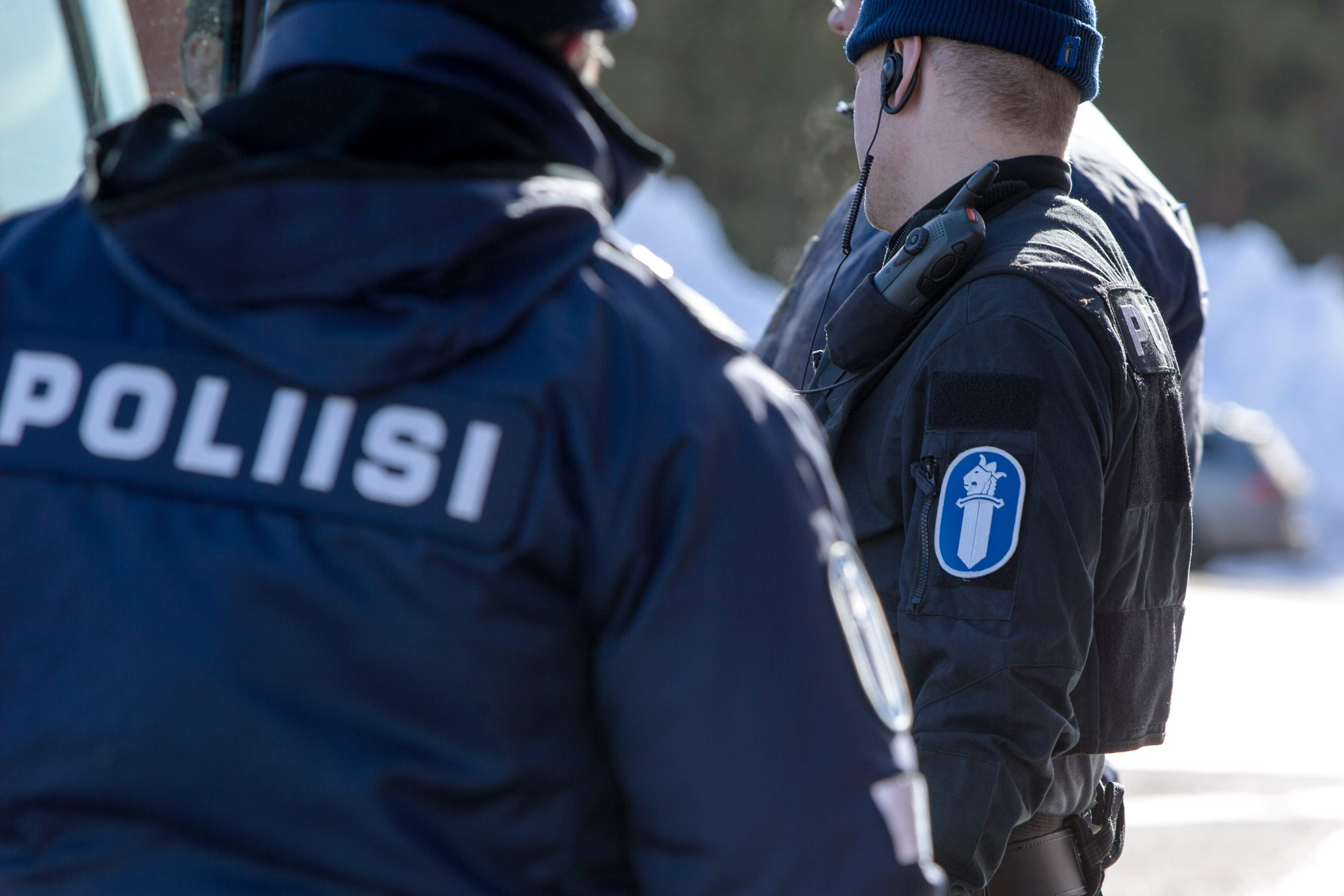 Teuvalla murtauduttiin ruokakauppaan, Närpiössä koneliikkeeseen – Poliisi pyytää havaintoja viime yön tapahtumista