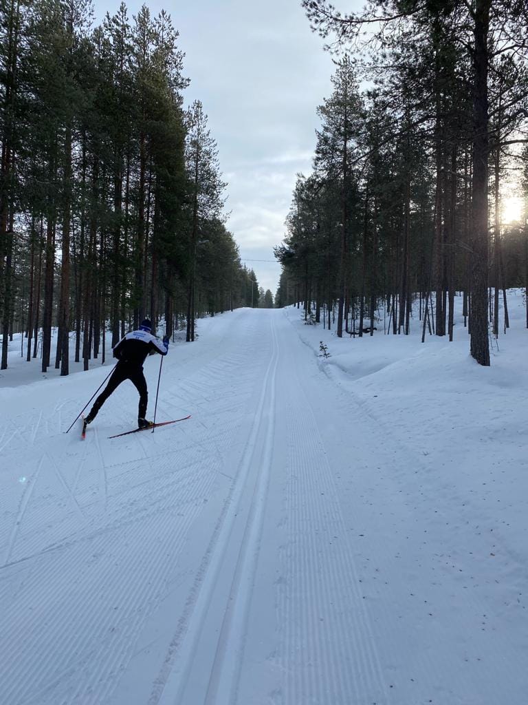 Pisin yhtäjaksoinen nousu tunnetaan linjanousun nimellä. Kiivettävää kertyy 39 metriä.
