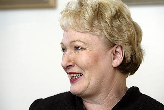 Liisa Hyssälä lupaili kansallista vähemmistöohjelmaa hallitukseen.