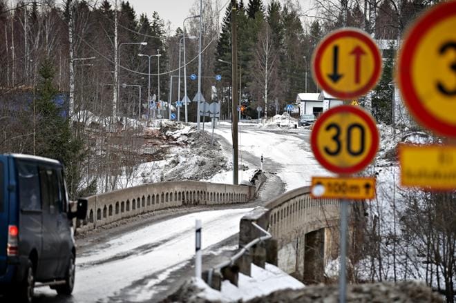 Björkenheimintien silta suljetaan autoilta. ARKISTOKUVA: TOMI KOSONEN