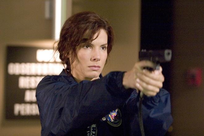 Miss FBI - aseistettu ja ihana on komedia omapäisestä FBI-agentista (Sandra Bullock), joka lähtee esimiehensä kielloista piittaamattaetsimään siepattua missiystäväänsä. KUVA: Ava