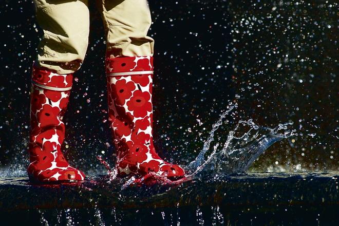 Keskiajalla uskottiin, että eräs naisen ominaisuus aiheuttaa ”ämmäviikolle” runsaita sateita – Kysyimme meteorologilta, onko uskomuksessa perää