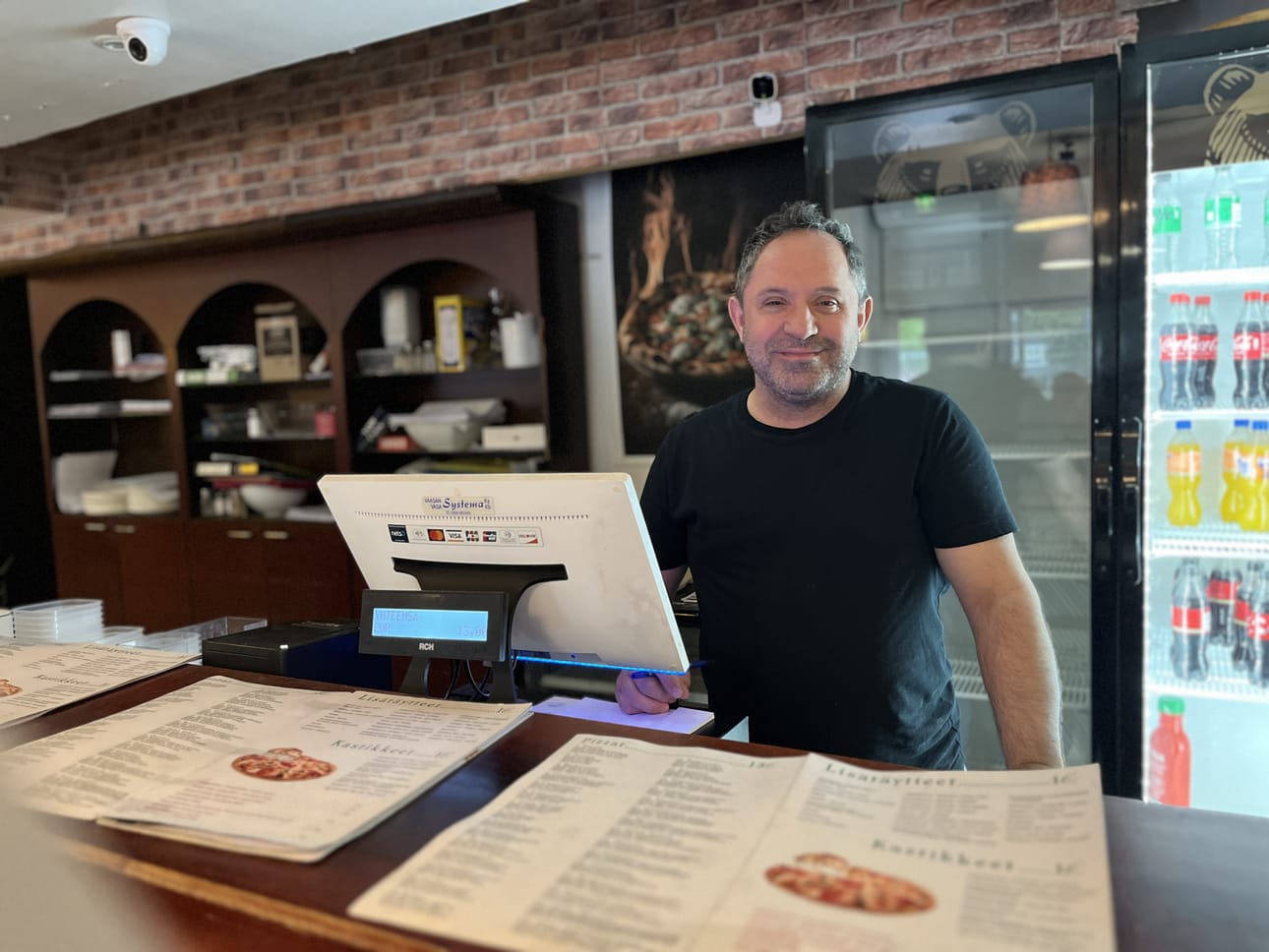 Mehdi Alijan pizzeria joutuu muuttamaan Kirkkopuistikolle.