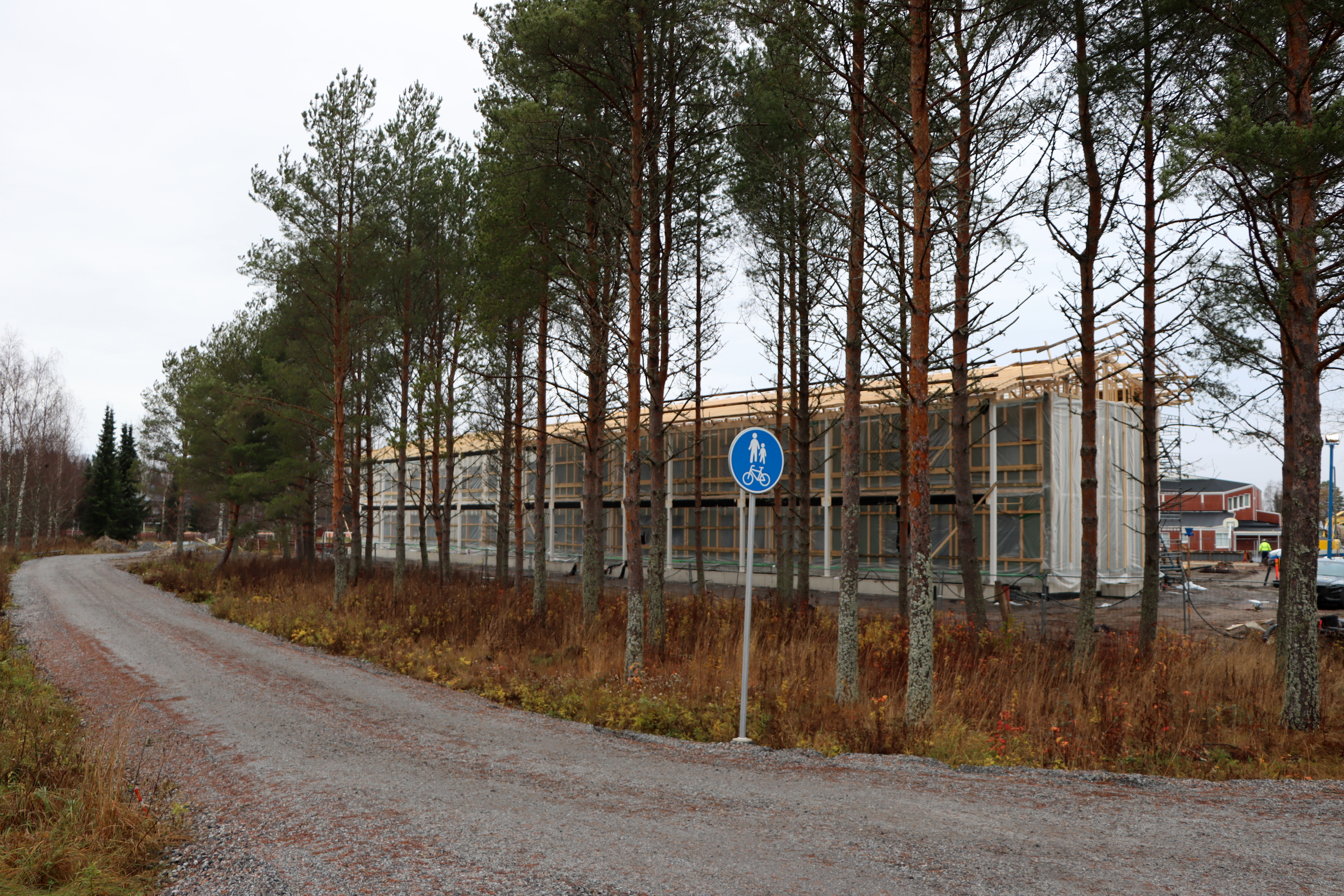 Kärrykartano ja kaupunki vaihtavat maa-alueita päikseen Jurvassa – Kärrykartano maksaa kaupungille välirahaa