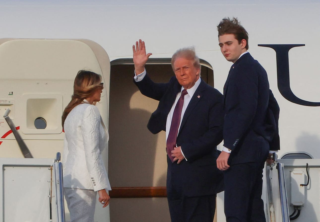 Donald Trump saapui paikallista aikaa lauantai-iltana Washingtoniin, jossa hänen virkaanastujaisensa on määrä järjestää maanantaina. LEHTIKUVA/AFP