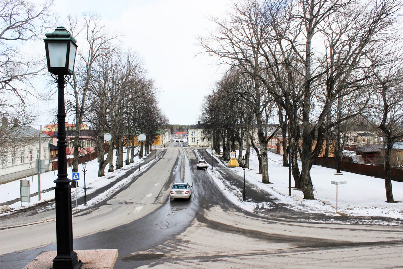 Pian selviää, tuoko palkankorotus lisää hakijoita rakennustarkastajan pestiin.