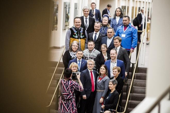 Puheenjohtajuuskauden näkyvin tapahtuma oli lokakuussa Rovaniemellä järjestetty ympäristöministerikokous, johon osallistui viisi ympäristöministeriä ja kuuden arktisella alueella asuvan alkuperäiskansan edustaja. KUVA: