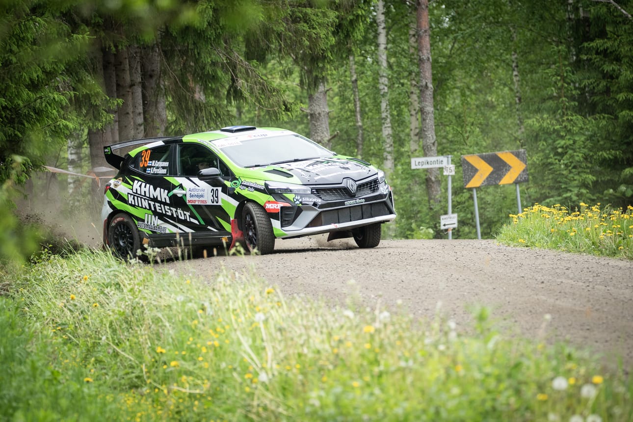 F-cup rallisarjan kesäkauden avauksessa Mika Karppasen ja kartanlukija Kati Pereläisen sijoitus luokassa oli seitsemäs ja pisteistä ajavista kuljettajista Karppanen nousi nelivetoisten sarjataulukossa 2. sijalle.