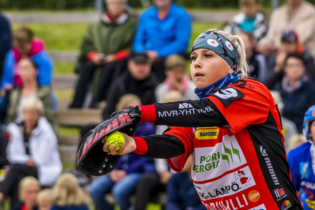 Minttu Vettenranta siirtyy pelikohtaisella lainasopimuksella vahvistamaan Kempeleen Kirin naisten Superpesisjoukkuetta.