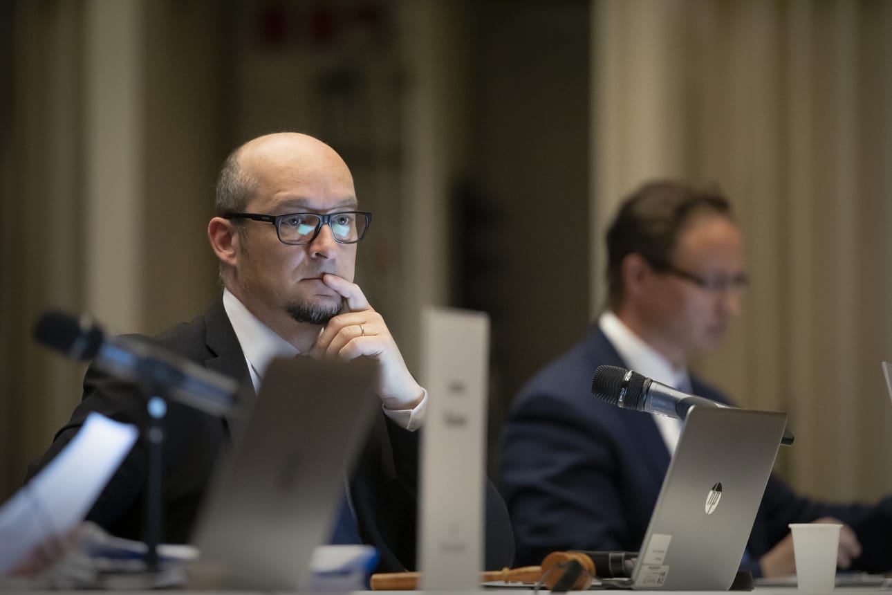 Pekka Poukkula totesi kokouksen päätteeksi kuluneen valtuustokauden olleen hänelle vaiherikas ja opettavainen. – Tämän valtuuston työ päättyy, mutta työ yhteisen Raahen hyväksi jatkuu, Poukkula totesi.