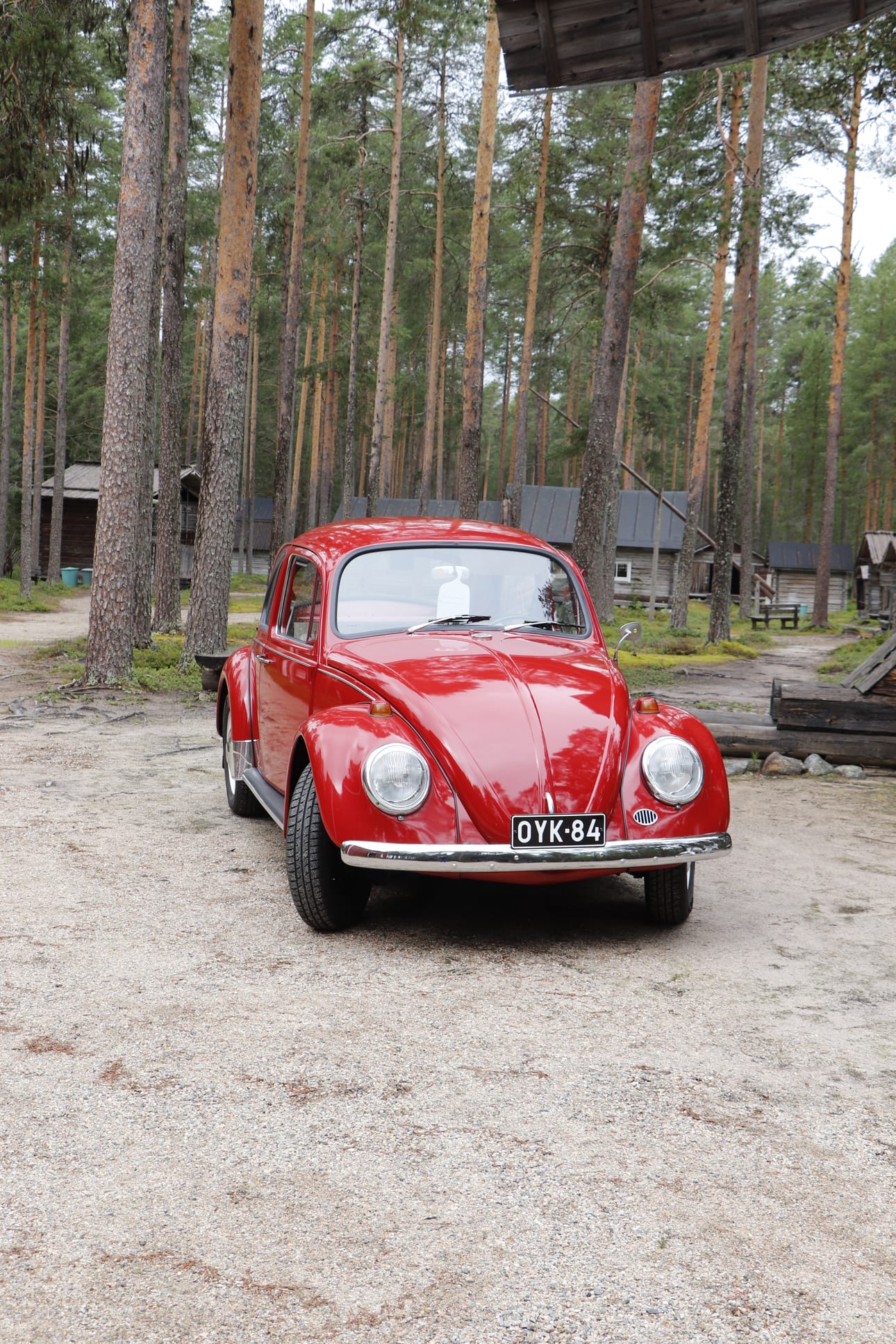 Eero Eskolan Volkswagen Kupla komeili perjantaina museon pihalla.