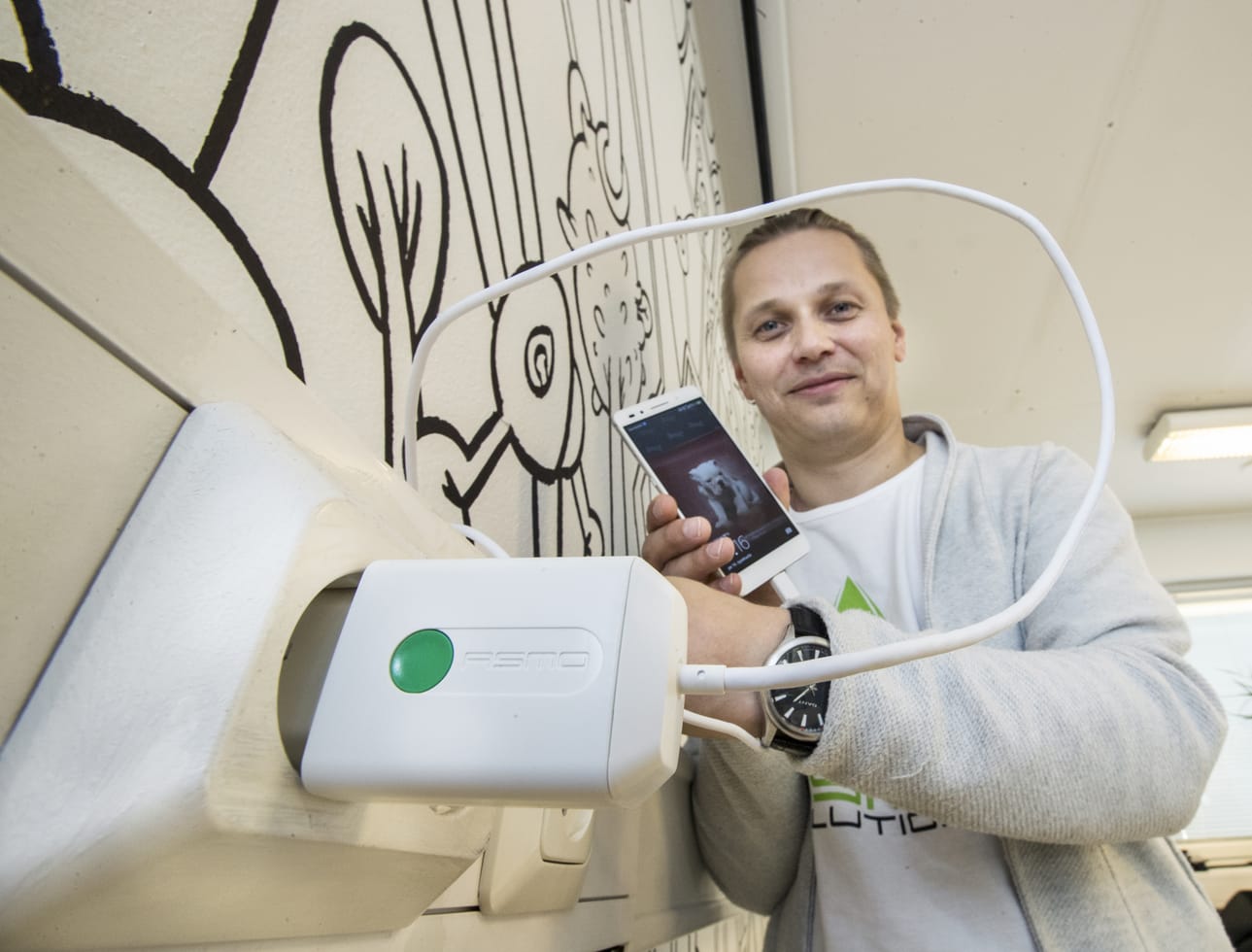 Älylaturin kehittäjä Asmo Saloranta.