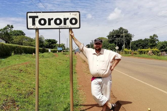 Kyösti Koivuniemi opiskelee Vamiassa lähihoitajaksi ja teki työharjoittelun Ugandassa, Tororon kaupungissa. KUVA: KYÖSTI KOIVUNIEMI