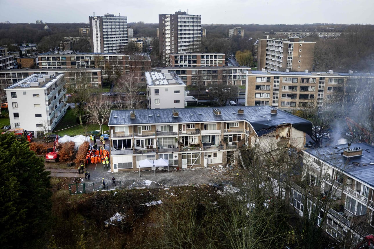 Räjähdys tapahtui aikaisin aamulla lähellä Haagin kaupungin keskustaa kolmikerroksisessa talossa. LEHTIKUVA/AFP