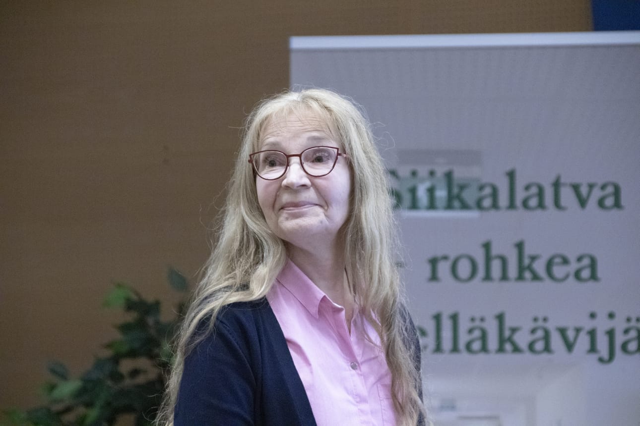 Siikalatvan kunnanhallituksen puheenjohtajana jatkanee Seija Junno, mikäli keskustan neuvotteluryhmän esitys menee läpi keskiviikkona pidettävässä yleisessä kokouksessa.