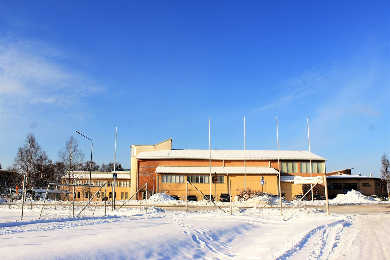 Kantakaupungin alakouluun on haettu työntekijöitä vuoden mittaisiin pesteihin.