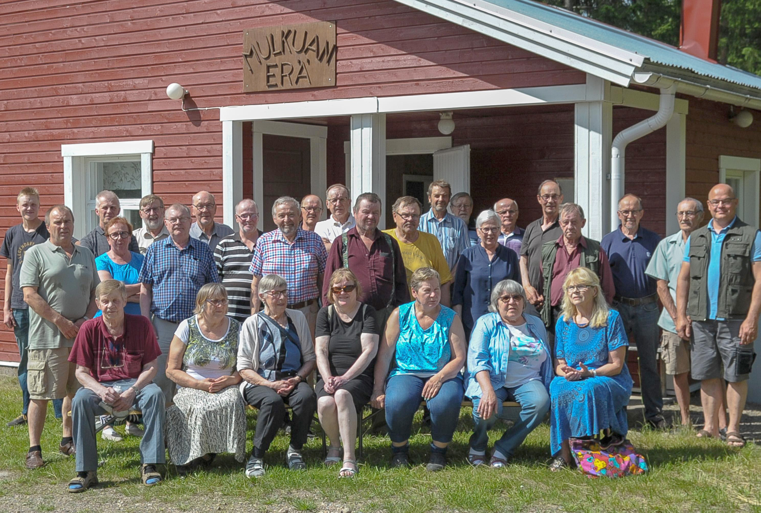 Järvikylällä tavattiin jälleen kotiseututapaamisessa