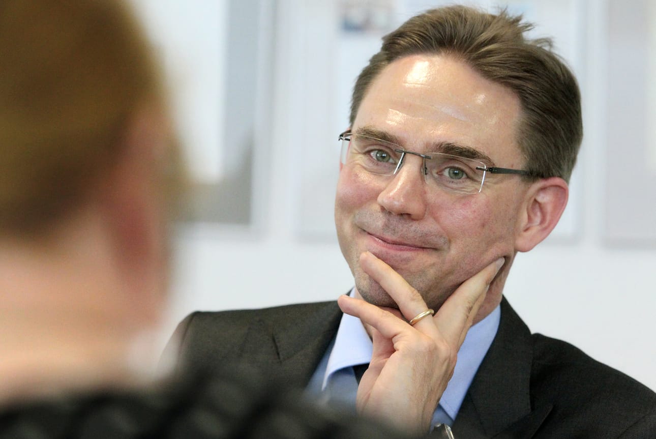 Pääministeri Jyrki Katainen uskoo, että Suomi-talon avulla voisi edistää työvoiman liikkumista maasta toiseen. ”Pohjois-Norjassa on työvoimapula ja meillä on työttömyyttä.”
