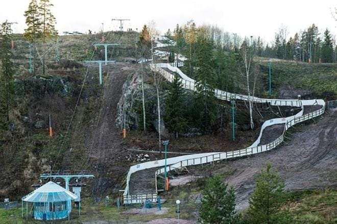 Soinin Vuorenmaasta halutaan saada talvisin ja kesäisin vetovoimainen ja turvallinen alamäkiluistelun ja alamäkipyöräilyn harrastamispaikka. KUVA: HANKESUUNNITELMAN HAVAINNEKUVA