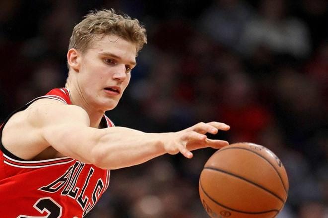 Chicago Bullsin suomalaistähti Lauri Markkanen pussitti neljännelle jatkoajalle venyneessä ottelussa 31 pistettä. KUVA: LEHTIKUVA / JONATHAN DANIEL
