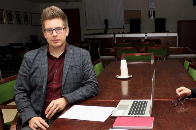 Juha Herralan mukaan Isojoella ei vielä mietitä työntekijöiden lomautuksia. ARKISTOKUVA: LOTTA KALLIO
