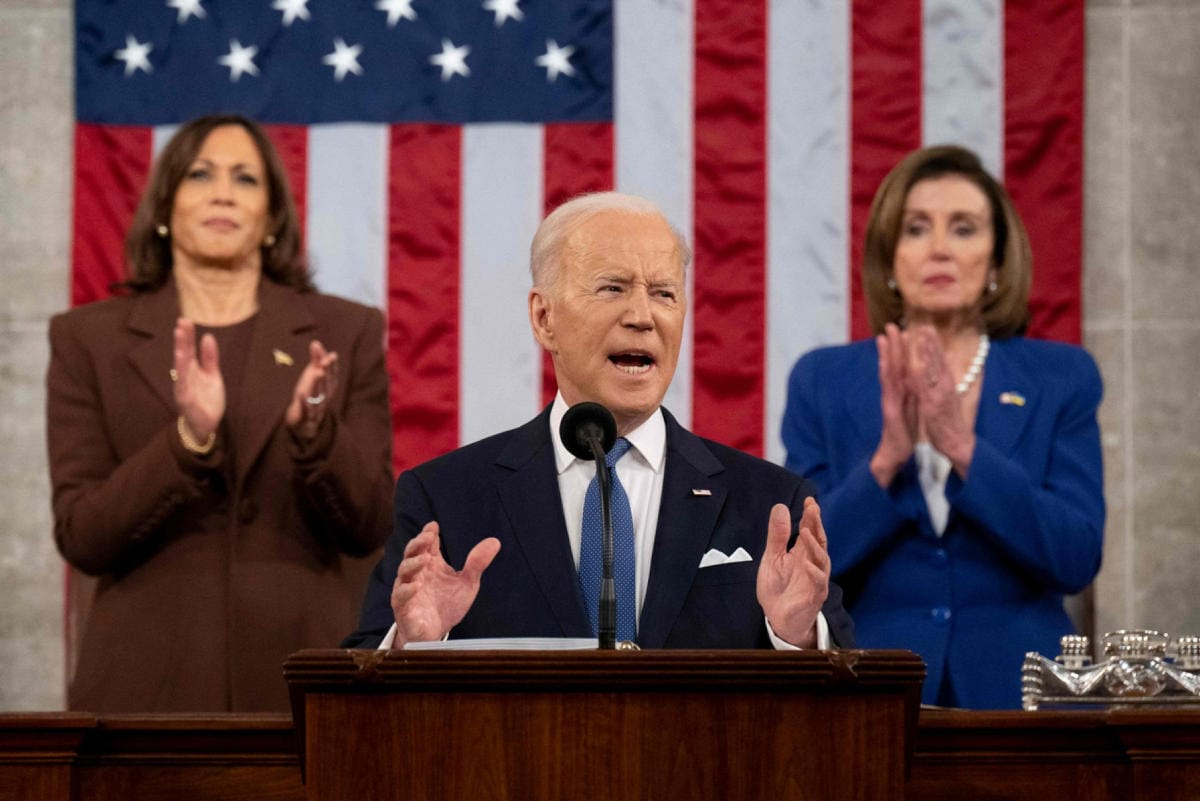 Presidentti Joe Bidenin puhe käsitteli muun muassa Ukrainan sotaa ja Yhdysvaltain taloustilannetta. LEHTIKUVA / AFP