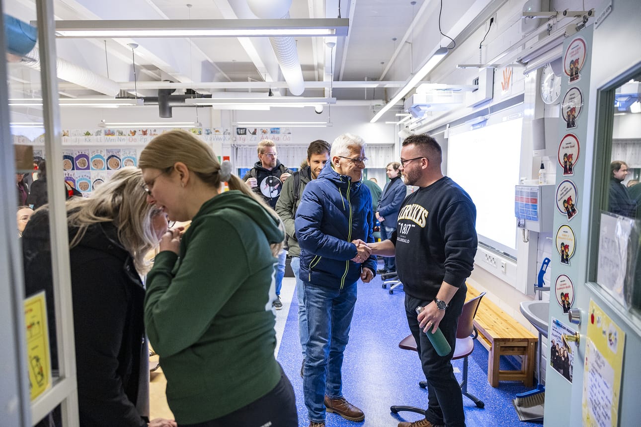 Pro Kirkkiksen jäsenet ovat informoineet valtuutettuja useamman kerran koulun lakkauttamisen lapsivaikutuksista ja vertaillut eri vaihtoehtojen rakentamiskustannuksia.