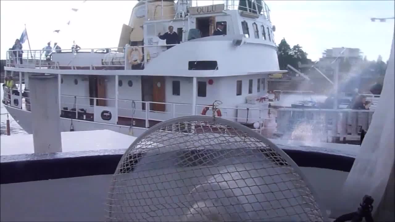 Merellinen tapahtuma Toppilan laiturilla