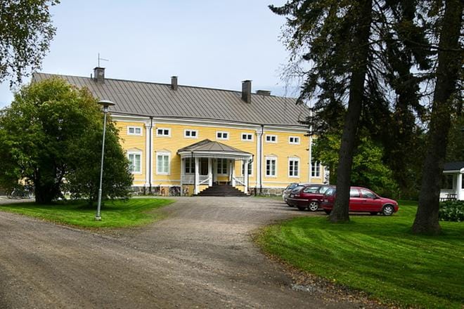 Mariedahlin pappila aiotaan myydä. Syynä on Isonkyrön seurakunnan talouden tasapainottaminen. ARKISTOKUVA: TIMO ANNANAPALO