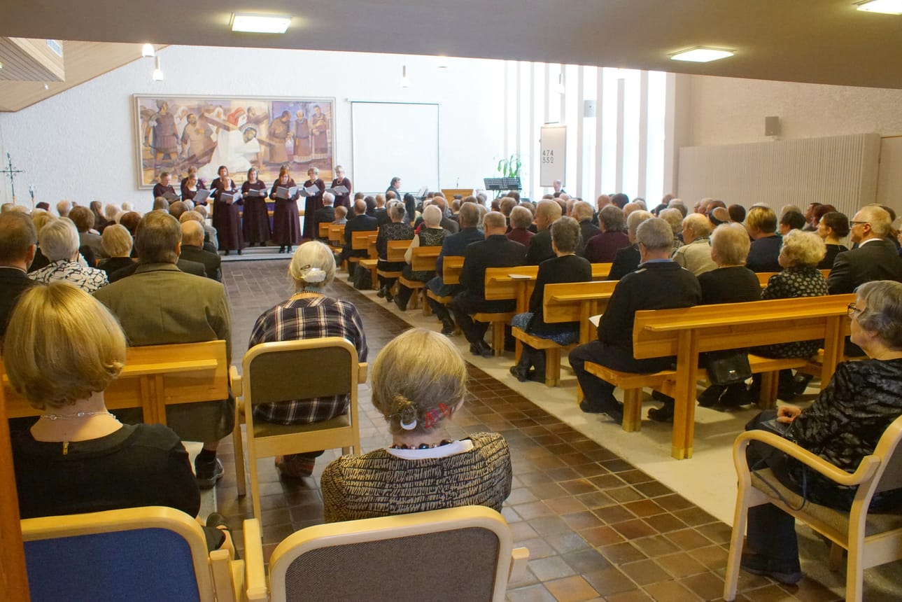 Vox Margaritan esityksessä kuultiin uudempaa hengellsitä musiikkia, Katja Kailan sanoin ja sävelin.